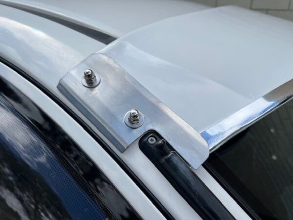 IMG-20250923-WA0039 Toyota Hilux 04/2005-09/2015 Solid Windscreen Sunvisor