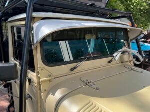 IMG-20250925-WA0103 Toyota LandCruiser 80-82 Series May1990-1998 Mesh Windscreen Sunvisor