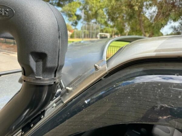 IMG-20250928-WA0051 Nissan GU Patrol Dec 1997 – April 2017 Solid Windscreen Sunvisor