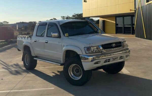 Extra Cab Hilux Sunvisor